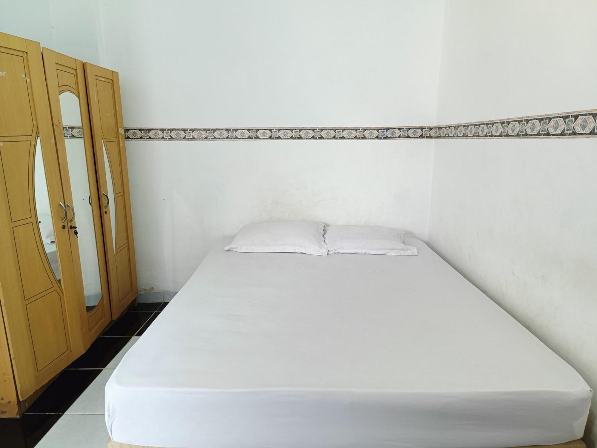 Bumi Merpati Residence Makassar Mitra Reddoorz Eksteriør bilde