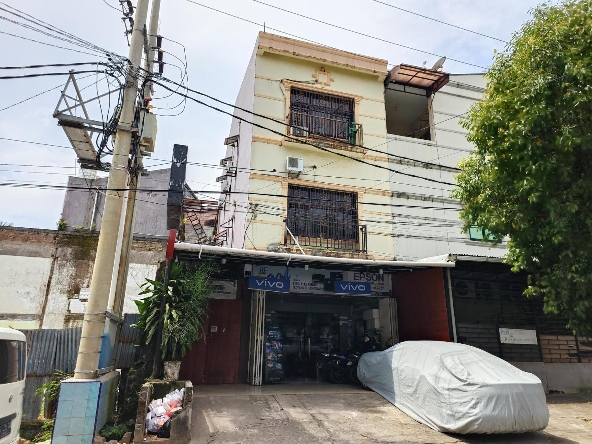 Bumi Merpati Residence Makassar Mitra Reddoorz Eksteriør bilde